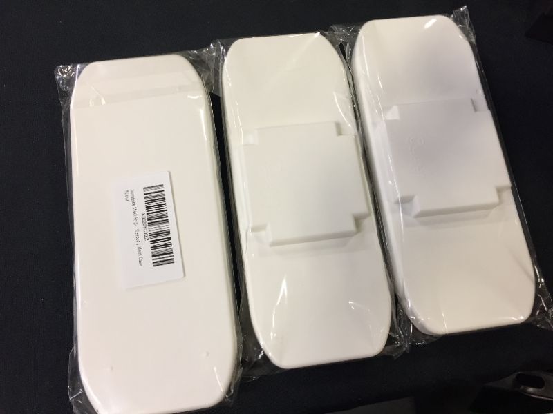Photo 2 of 3 pack Nunubebe Mask Potable Storage Case - White | Face Mask Holder | Face Mask Case | Face Mask box | Face Mask Storage case | Mask Clips | Mask Container
