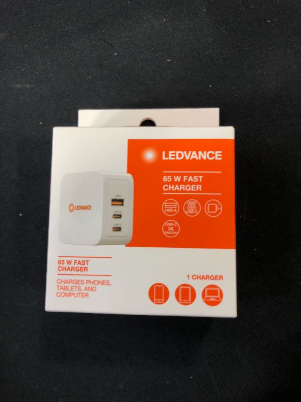 Photo 2 of LEDVANCE 65W Smart Fast Charger with USB A / USB C Ports, 3 Device Compact Charger, Laptop / Tablet / Phone, Apple, Huawei, Samsung Compatible, White - 1 Pack (62372)
sealed 