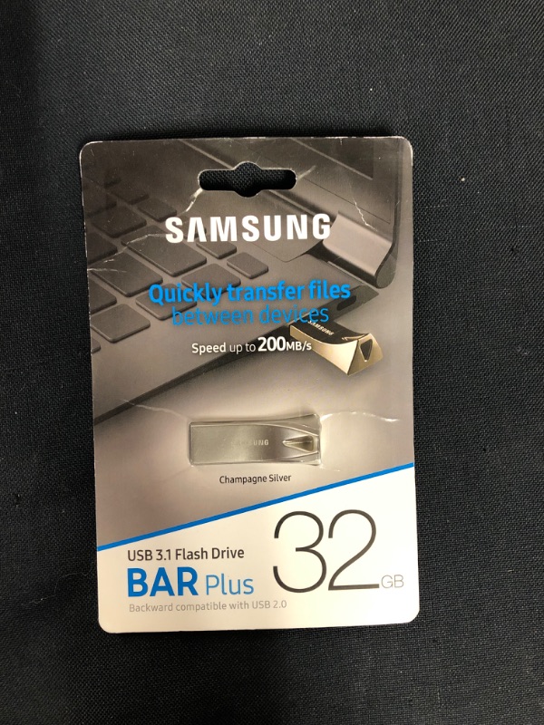 Photo 1 of Samsung 32GB USB 3.1 Gen 1 BAR Plus Flash Drive (Silver)