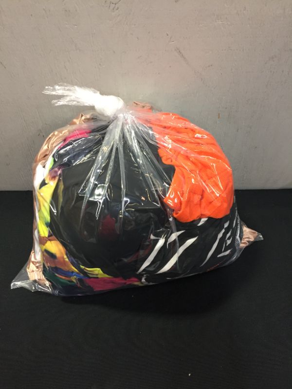 Photo 1 of FINAL SALE--- MISCELLANEOUS WOMENS CLOTHING SOLD AS IS (VARIOUS DIFFERENT SIZES AND STYLES)