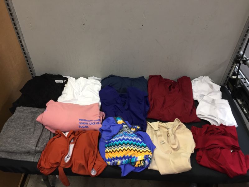 Photo 1 of FINAL SALE--- MISCELLANEOUS WOMENS CLOTHING SOLD AS IS (VARIOUS DIFFERENT SIZES AND STYLES)