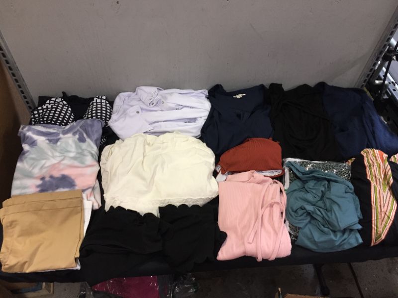 Photo 1 of FINAL SALE--- MISCELLANEOUS WOMEN'S CLOTHING SOLD AS IS (VARIOUS SIZES AND STYLES)
