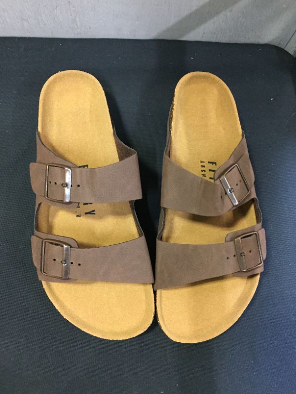 Photo 1 of FITORY MENS SANDALS WITH ADJUSTABLE STRAP (SIZE 11)