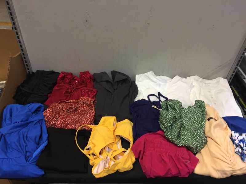 Photo 1 of FINAL SALE-- MISCELLANEOUS WOMEN'S CLOTHING SOLD AS IS (VARIOUS SIZES AND STYLES)