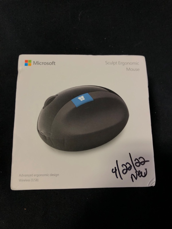 Photo 2 of Microsoft Sculpt Ergonomic Mouse (L6V-00001)