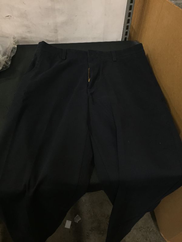 Photo 1 of Dockers Easy Stretch Khakis, Classic Fit Pants, Men's,
SIZE  Blue 32 X 30
