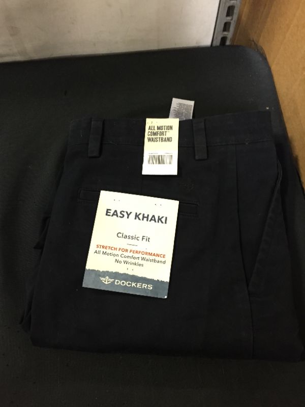 Photo 1 of Dockers Easy Stretch Khakis, Classic Fit Pants, Men's,
SIZE  Blue 32 X 30

