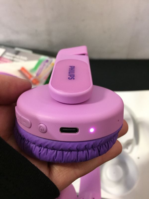 Photo 3 of Philips 4000 Series Pink on-Ear Wireless Kids Headphones
