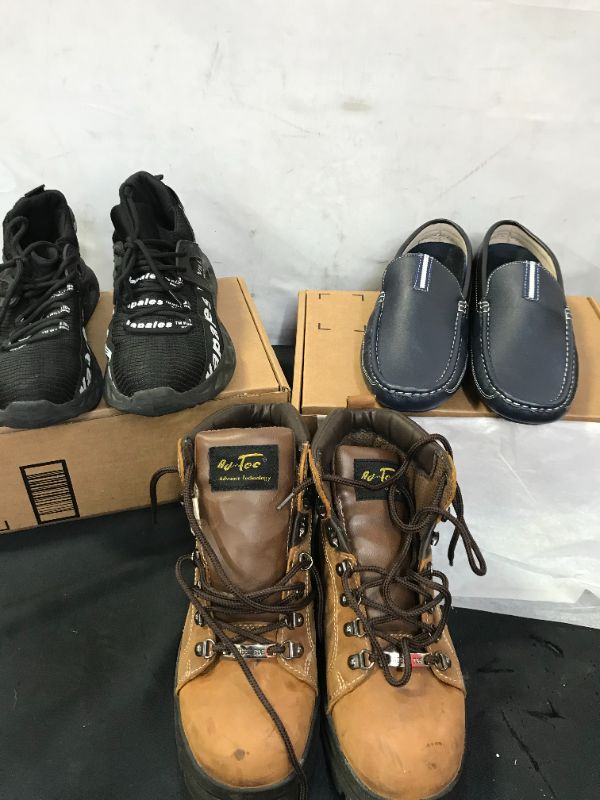 Photo 1 of MENS VERY WORN PAIRS OF SHOES  -- ALL APPROX SIZE 9.5 