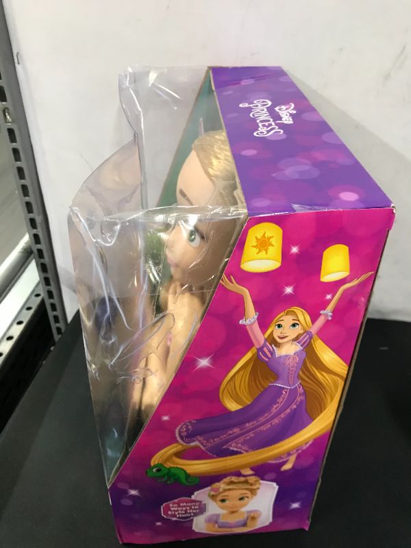 Photo 1 of Disney Princess Deluxe Rapunzel Styling Head, 13-pieces, Preschool Ages 3 up by Just Play ---- PACKAGING DAMAGED 