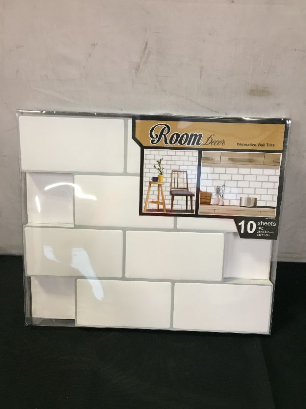 Photo 2 of Art3d 14"x12" Self-Adhesive Backsplash Tiles, Faux Ceramic Tiles, Matt (10 Tiles, Thicker Version)
