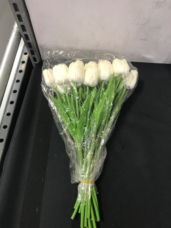 Photo 2 of 20pcs Artificial Tulips PU Touch Single Stem Fake Flower Bouquet Arrangement for Home Party Wedding Decoration (White)
