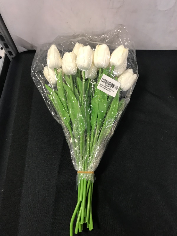 Photo 2 of 20pcs Artificial Tulips PU Touch Single Stem Fake Flower Bouquet Arrangement for Home Party Wedding Decoration (White)
