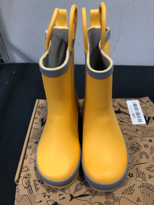 Photo 2 of Baby Toddler Kids Natural Rubber Rain Boots Easy-on with Soft Cotton Lining for Girls Boys. SIZE 7.5
