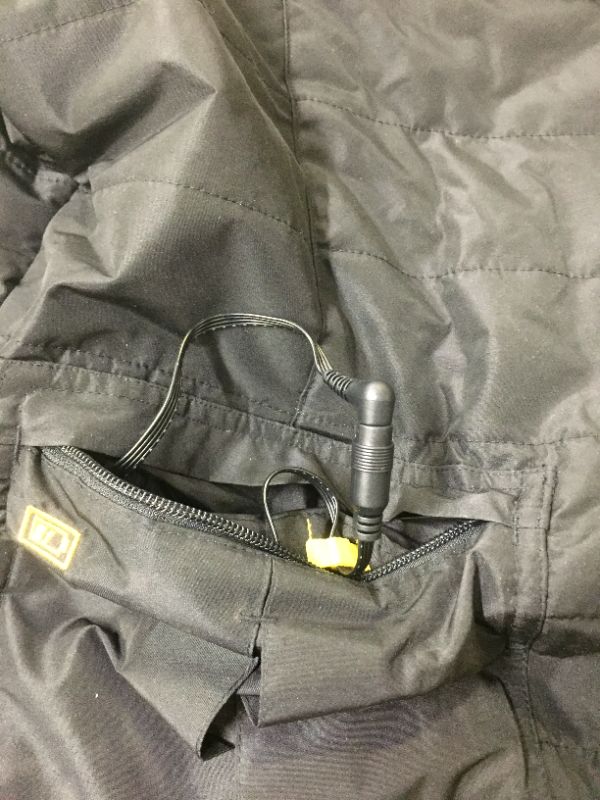 Photo 5 of DEWALTDCHJ077D1-L DCHJ077D1 Women's Quilted Heated Jacket, Black, Large. Missing Battery, Minor Use, Could Not Test Heating. 