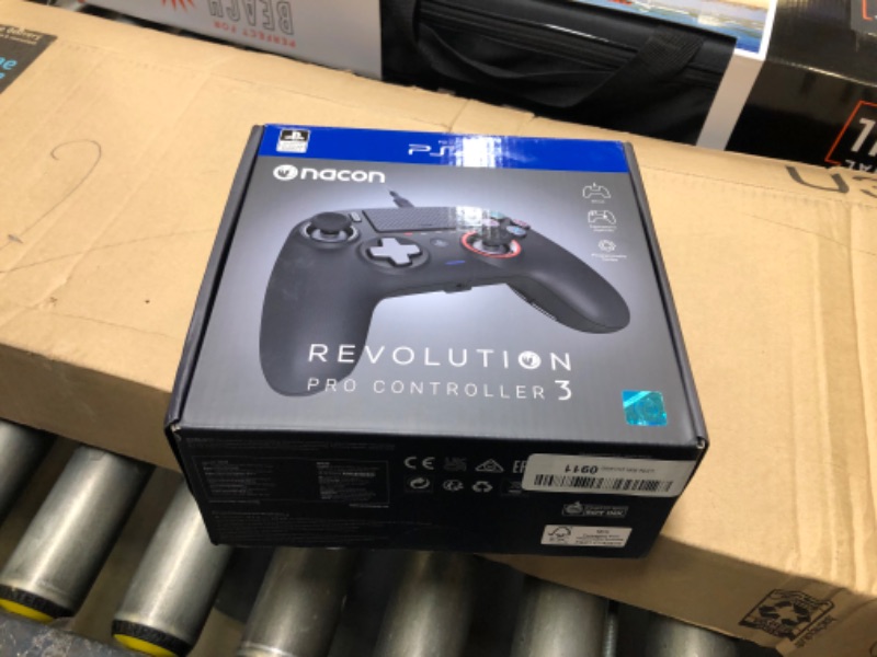 Photo 11 of Nacon - Revolution Pro Controller 3 (PS4)