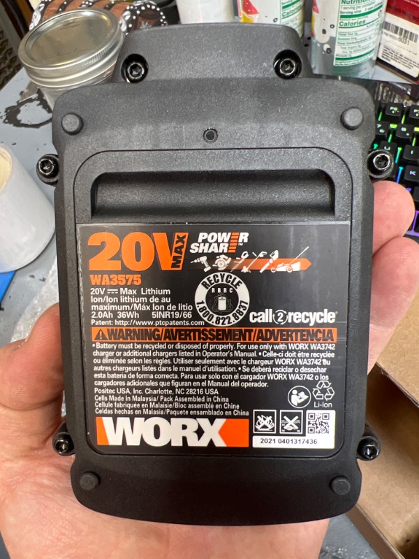 Photo 2 of WORX WA3575 20V PowerShare 2.0 Ah Replacement Battery