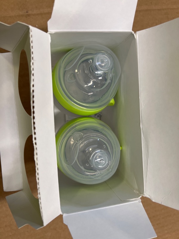 Photo 1 of Comotomo Baby Bottle, Green, 5 Ounce (2 Count)