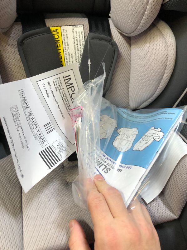 Photo 4 of Graco Slimfit 3 in 1 Car Seat | Slim & Comfy Design Saves Space in Your Back Seat, Redmond, Box Packaging Damaged, Moderate Use, Scratches and Scuffs Found on item, Missing Cup Holders.

