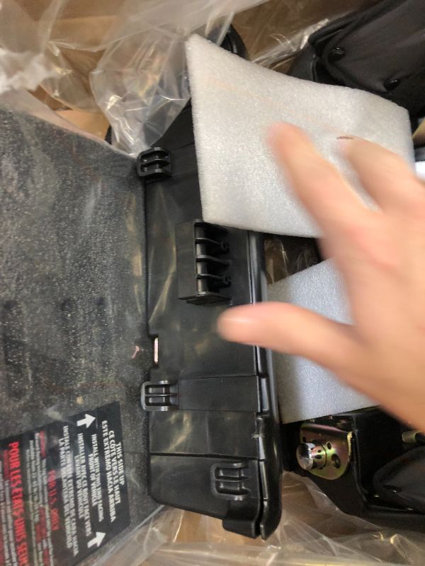 Photo 5 of Diono Radian 3RXT All-in-One Convertible Car Seat - Gray Slate, Box Packaging Damaged, Moderate Use, Scratches and Scuffs Found on item
