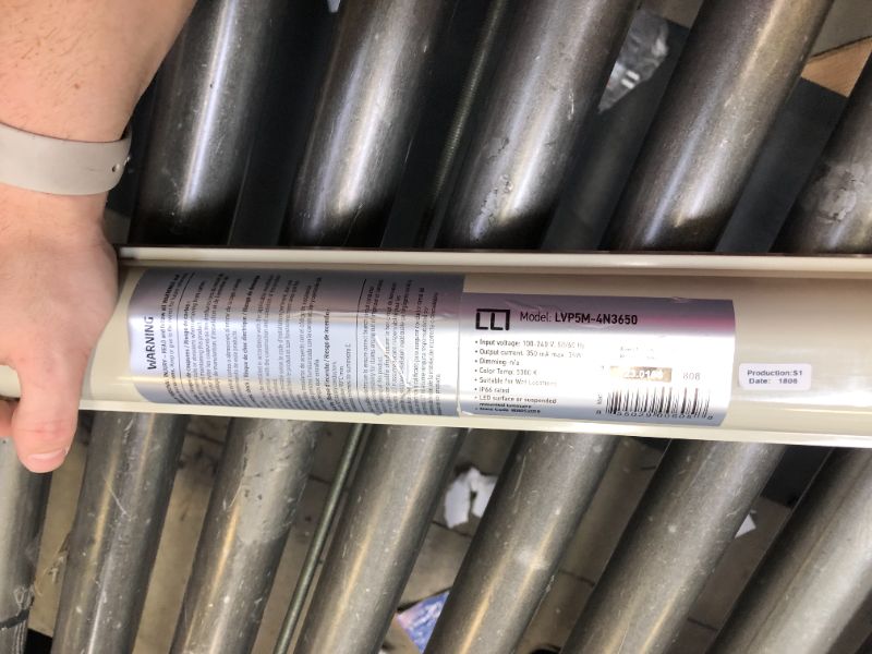 Photo 1 of 4Ft LED Light Fixture 36W Vapor Proof LED Light Commercial Lights 2700lm, Box Packaging Damaged, 