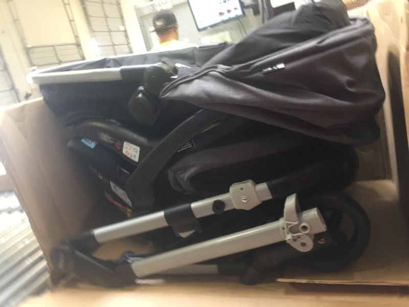 Photo 15 of Graco Modes Nest Travel System Includes Baby Stroller with Height Adjustable Reversible Seat, Box Packaging Damaged, Not in Original Box Packaging, Moderate Use, Scratches and Scuffs Found on item, Missing Parts, Missing Cup holder, Hair Found on item, Di