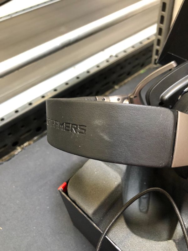 Photo 1 of ASUS Gaming Headset ROG DELTA | Headset with Mic and Hi-Res ESS Quad-DAC | Compatible Gaming Headphones for PC, Mac, PS4, Xbox One | Aura Sync RGB Lighting
