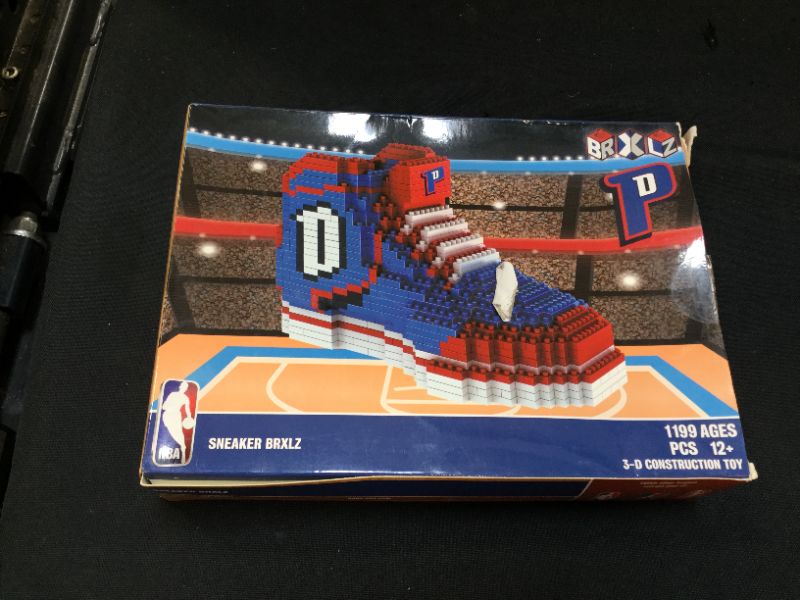 Photo 3 of Detroit Pistons NBA 3D Construction Toy/Puzzle by BRXLZ / FOCO ~ 1199 pcs