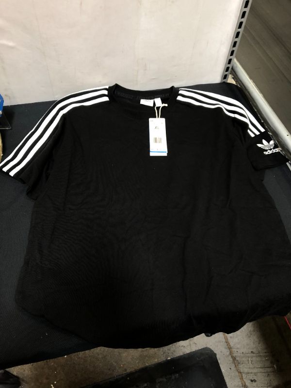 Photo 4 of adidas Originals Women's Adicolor Classics Regular Tee
XL