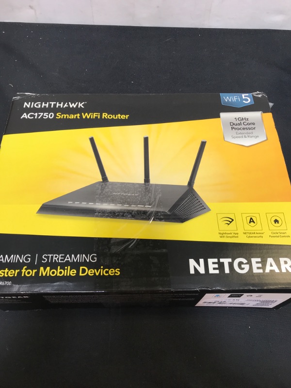 Photo 4 of NETGEAR Nighthawk Smart Wi-Fi Router