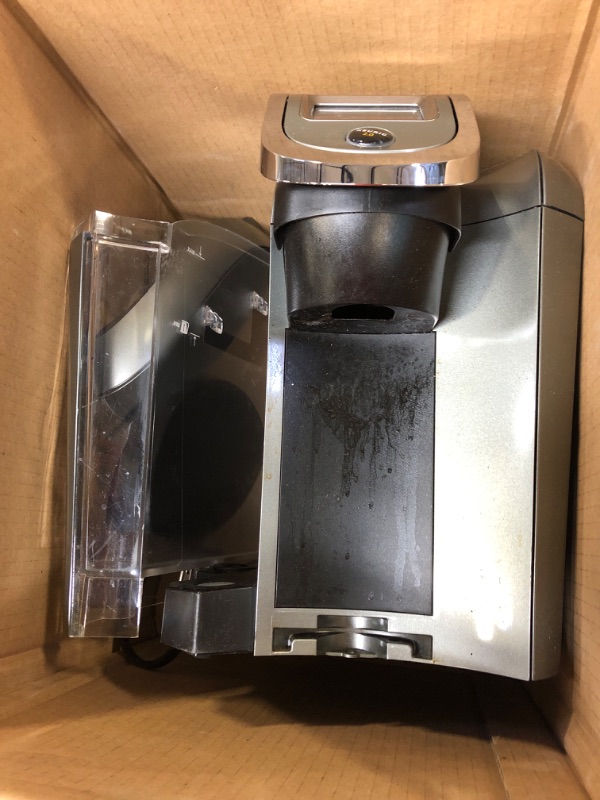 Photo 2 of Keurig Black K425 plus Brewer
