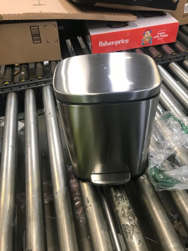 Photo 2 of 12 inch trash can