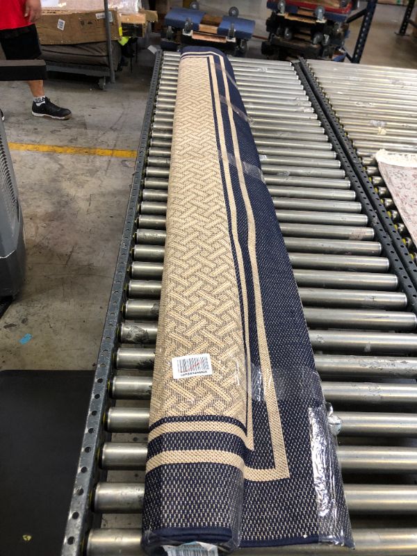 Photo 1 of 8'X10' AREA RUG