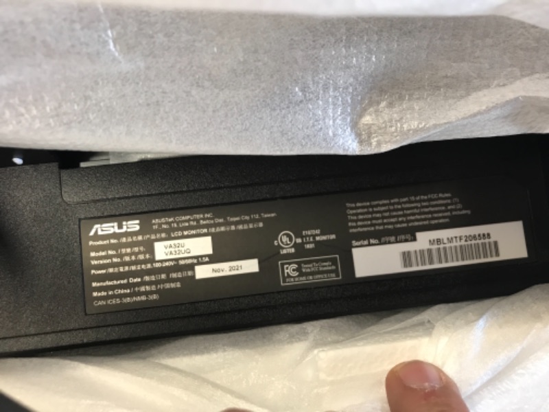 Photo 3 of Asus VA32UQ 31.5” HDR Monitor 4K (3840 X 2160) FreeSync Eye Care DisplayPort HDMI HDR10