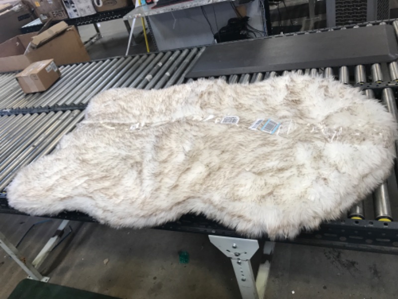 Photo 1 of 5 x 3 ft fish looking dog bed 