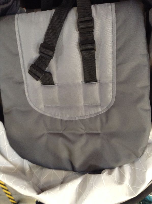 Photo 1 of Graco FastAction Fold SE Travel System with SnugRide Infant Car Seat - Derby
