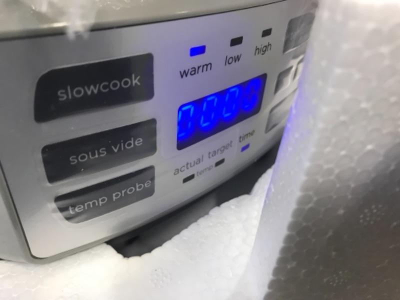 Photo 3 of BLACK+DECKER 7-Quart Digital Slow Cooker with Temperature Probe + Precision Sous-Vide , Stainless, SCD7007SSD