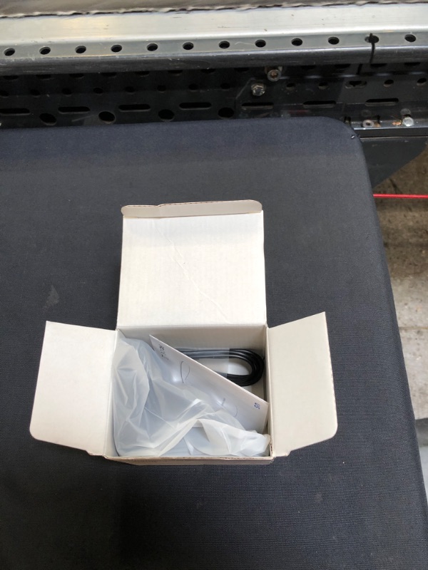 Photo 1 of Yootech Wireless Charger,10W Max Wireless Charging Stand, Compatible with iPhone 13/13 Pro/13 Mini/13 Pro Max/SE 2022/12/SE 2020/11 Pro Max/X/8, Galaxy S22/S22 Ultra/S21/S20/S10(No AC Adapter)
