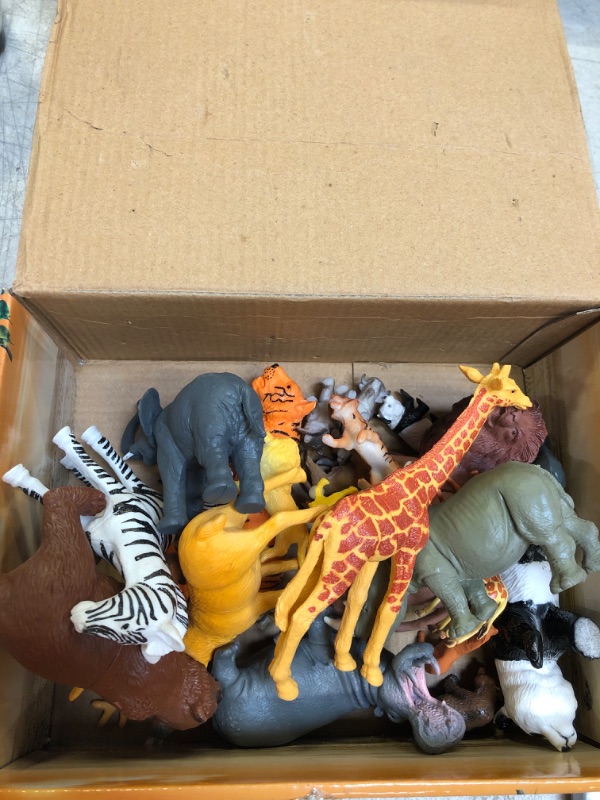 Photo 3 of Jumbo Safari Animals Figures, Realistic Large Wild Zoo Animals Figurines, Plastic Jungle Animals Toys Set with Tiger, Lion, Elephant, Giraffe Eduactional Toys Playset for Kids Toddler Party Supplies
