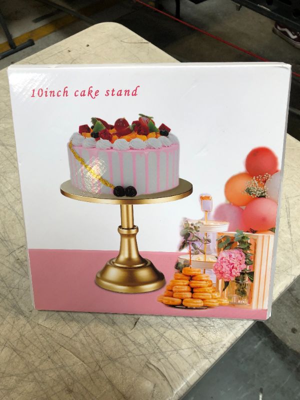 Photo 1 of 10" cake stand