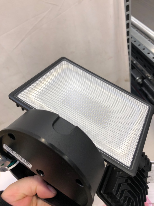 Photo 4 of 80 w LED security light 