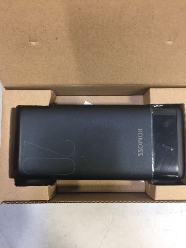 Photo 2 of romoss 20000mah ARES 20