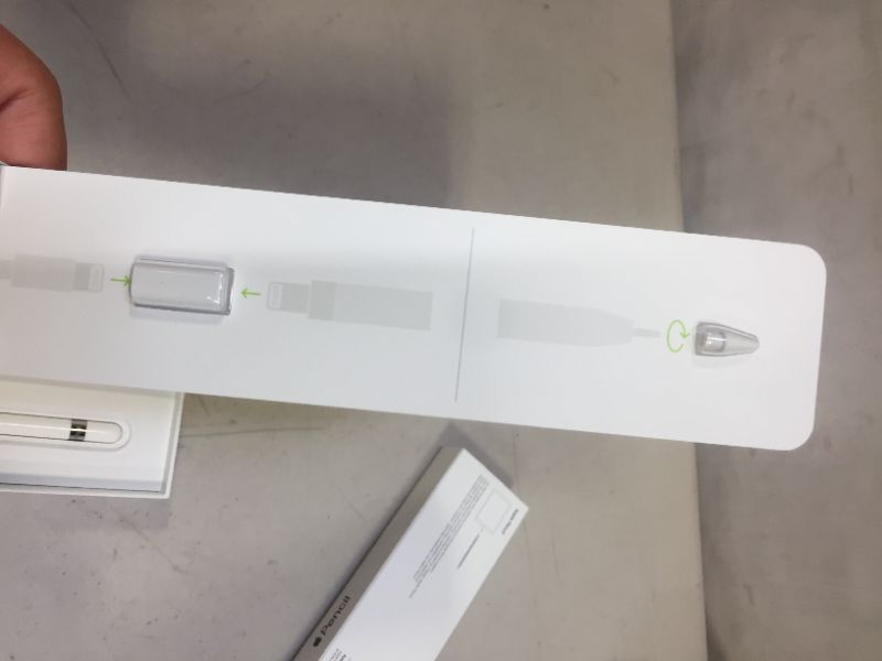 Photo 4 of Apple Pencil (1st Generation)
