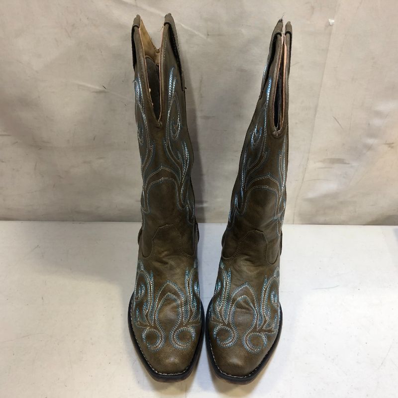 Photo 2 of  Roper® Ladies’ Riley Boots SIZE 8.5

