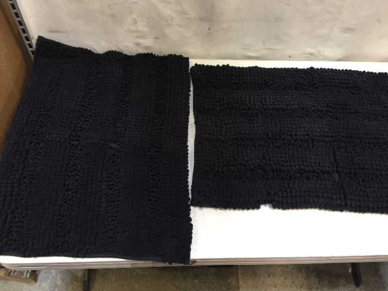 Photo 2 of 23X18 BLACK BATHROOM RUG 2PCS