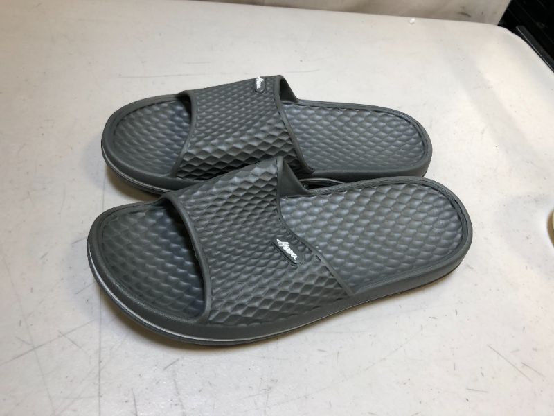 Photo 1 of Generic Lightweight Sandals size42