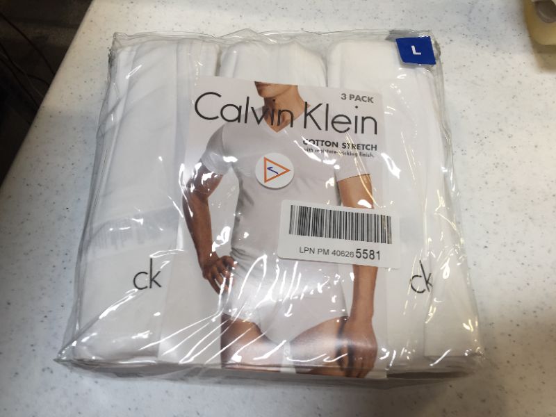 Photo 2 of Calvin Klein Cotton Stretch V-Neck, Classic Fit T-Shirt, Men's (3-pack) (White or Black)
Size: L