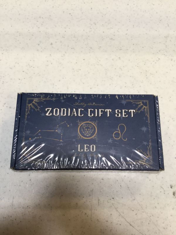 Photo 1 of Zodiac Crystal gift set ( leo ) - factory sealed