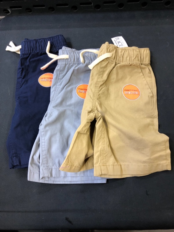 Photo 2 of The Children's Place Baby Toddler Boys Pull on Jogger Shorts
size - 4 t 