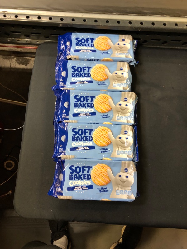 Photo 2 of 5 PK Pillsbury Soft Baked Cookies, Sugar with Icing, 9.53 oz, 18 ct BEST BY 6/20/22
